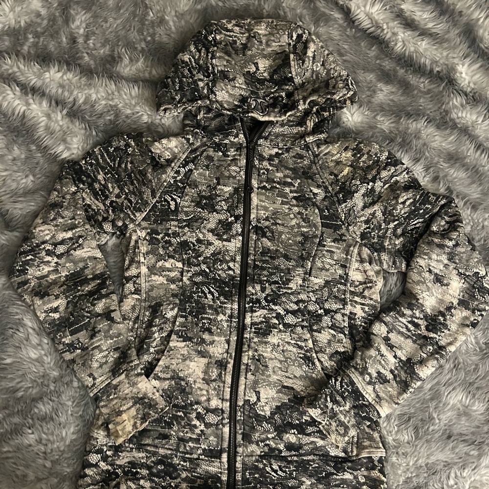 Lululemon Athletica Gray Lace Camo Hoodie